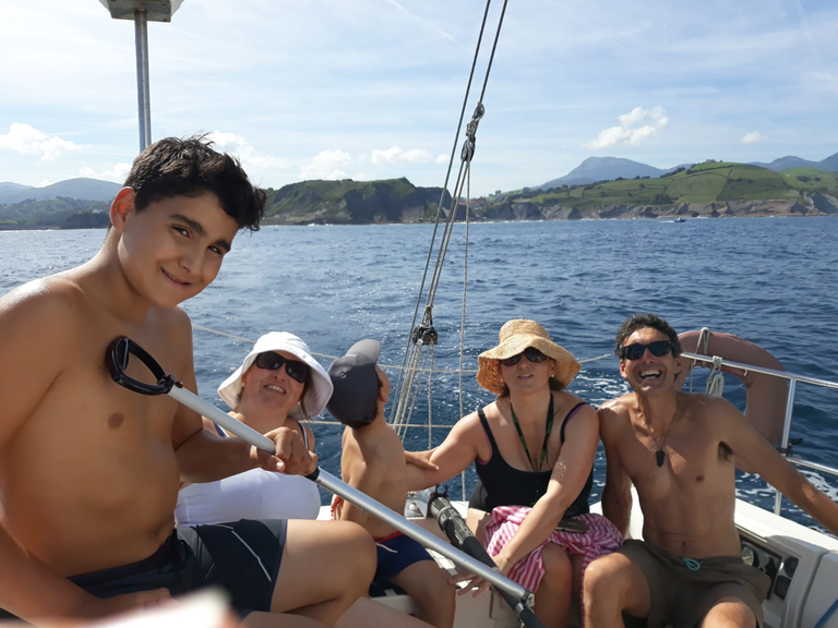 INQUIETO NAVEGANTE charter