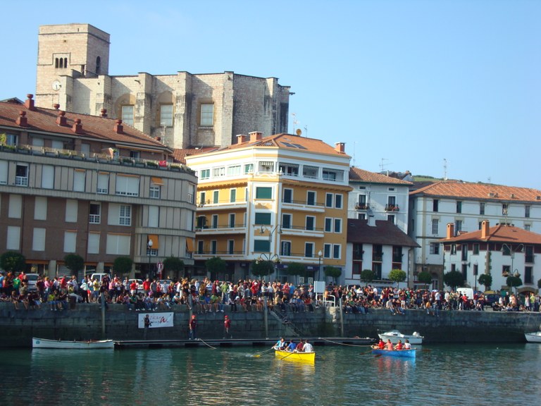 Abierto el plazo de inscripción para el campeonato de bateles del Olarro Eguna