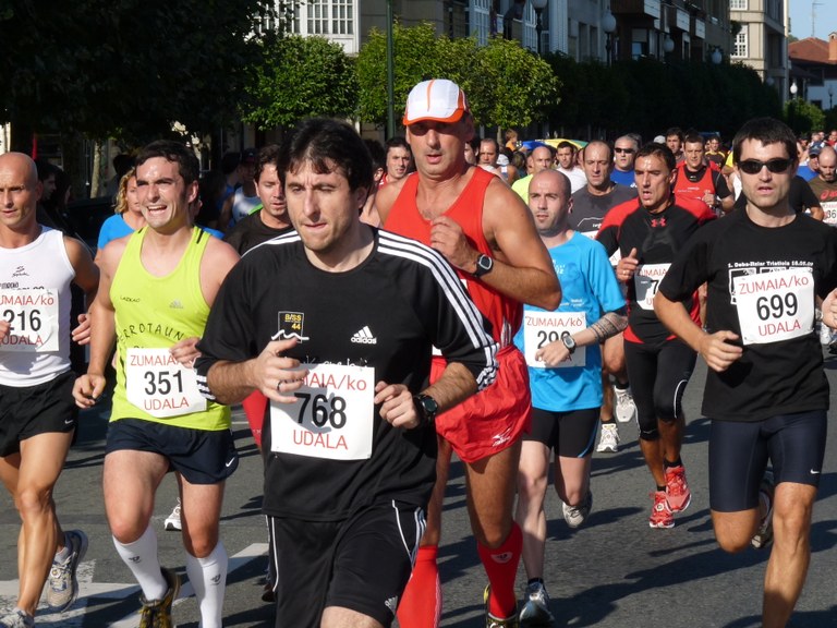Autobús para acudir a la carrera Behobia-San Sebastián