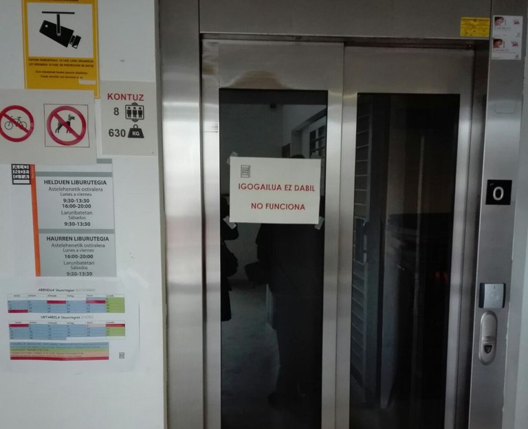 El ascensor de Alondegia está averiado