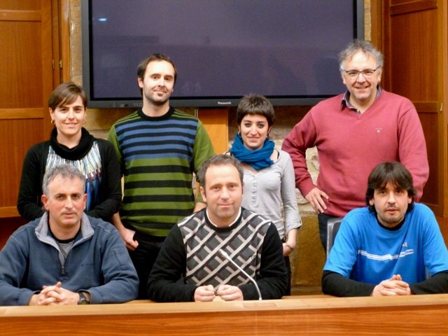 El Ayuntamiento pondrá en marcha un proceso participativo para informar a la ciudadanía sobre el sistema puerta a puerta