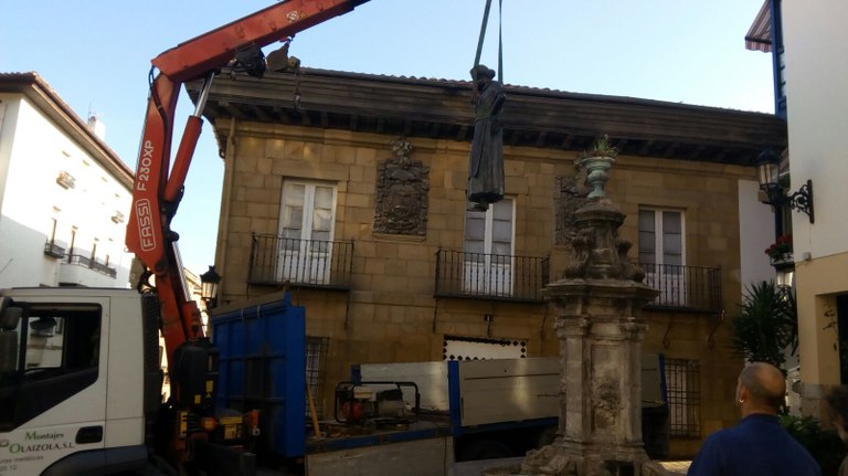 EL BUSTO DE MARITXU SERÁ RESTAURADO