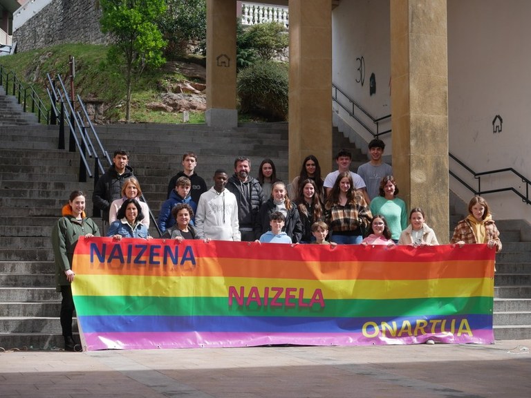 El Foro de Coeducación lanza un mensaje contra la LGTBIfobia y a favor de la libertad sexual