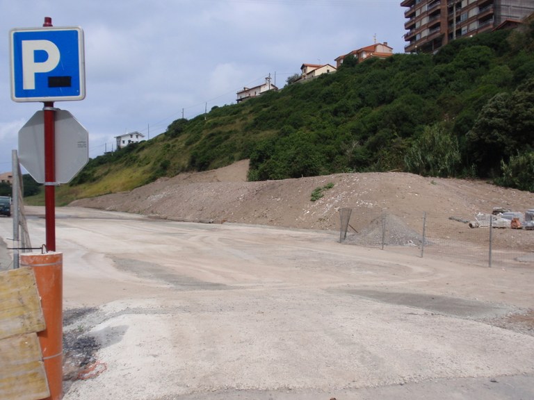 El nuevo aparcamiento de la calle Ardantzabide está preparado