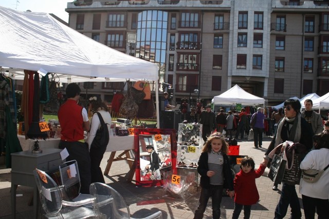 El sábado habrá mercado de outlet