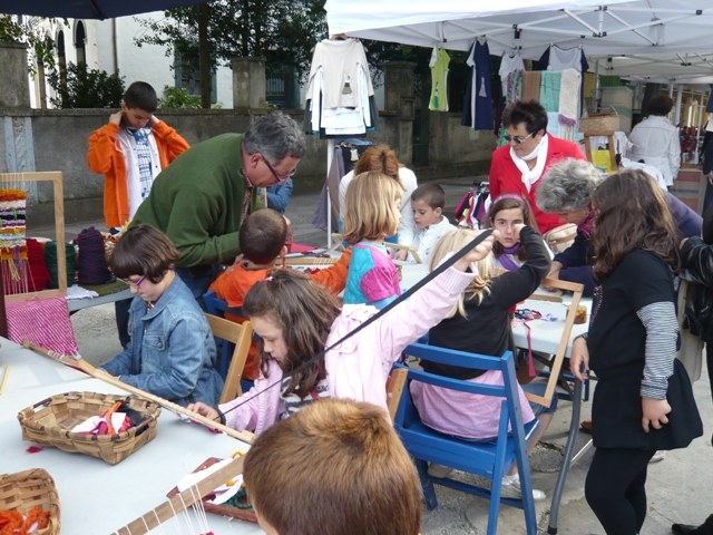 La Feria de Artesanía y Gastronomía ambientó Zumaia el fin de semana