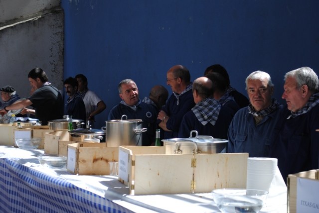 La fiesta de las blusas azules ha terminado