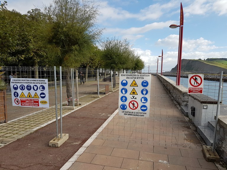 LAS OBRAS DE RECONSTRUCCIÓN DEL DIQUE FINALIZARÁN PASADO EL VERANO