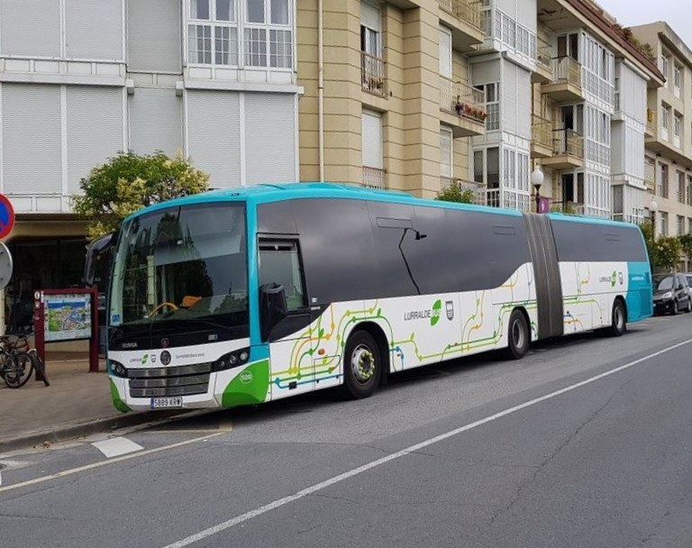 Los autobuses de Lurraldebus volverán a hacer paradas al muelle Txomin Agirre, a partir del lunes