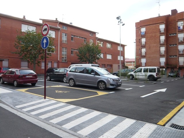 Nuevo aparcamiento en el barrio Aita Mari
