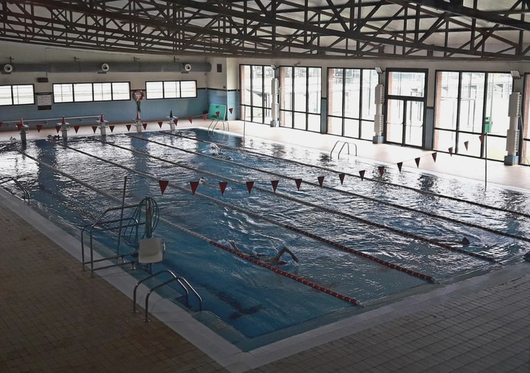  Para la participación del mayor número posible de niños/as, en el curso de natación se realizará una única sesión a la semana