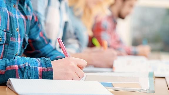 RESULTADOS TOTALES DE LA PRUEBA DE EUSKERA (PL1) E INFORMACIÓN REFERENTE A LA PRUEBA PRÁCTICA