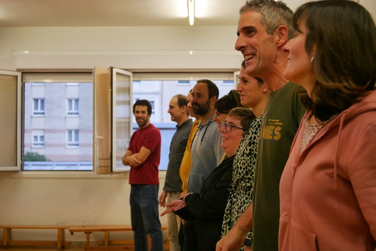 Taller de vivencias dirigido a padres y madres de 0 a 6 años impartido por el psicomotricista Jon Urdineta