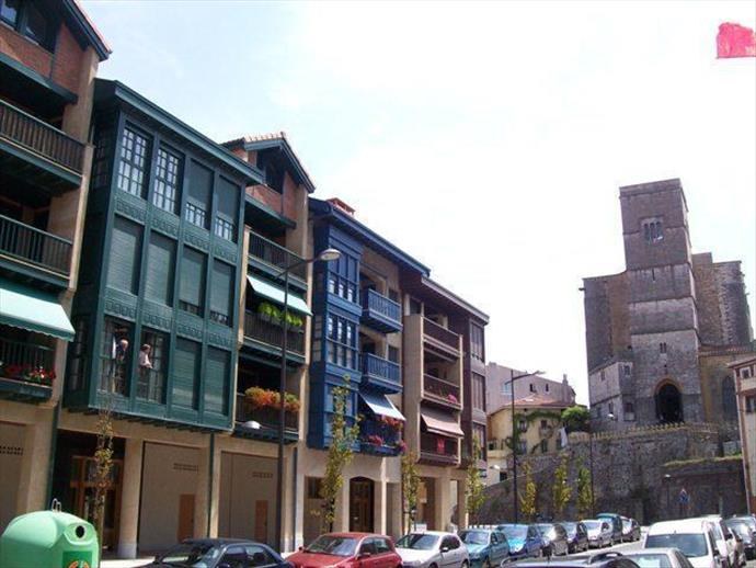 YA SE PUEDE SOLICITAR EN EL AYUNTAMIENTO LA TARJETA DE RESIDENTE PARA EL ÁREA URBANA 07 DE ARDANTZABIDE