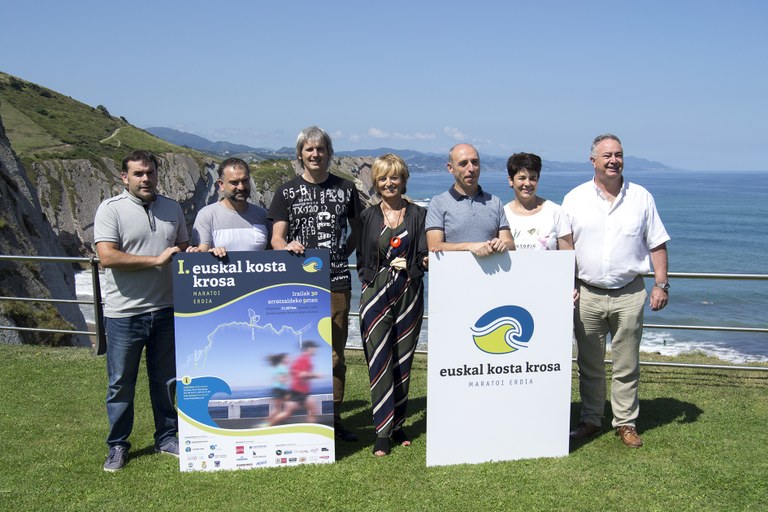 Zumaia, Zarautz, Getaria, Orio y Aia han presentado hoy la carrera Euskal Kosta Krosa