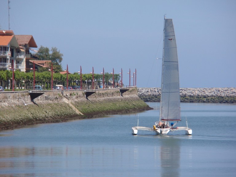 Abuztuaren 15 eta 16an udaletxea eta kultur etxea itxita