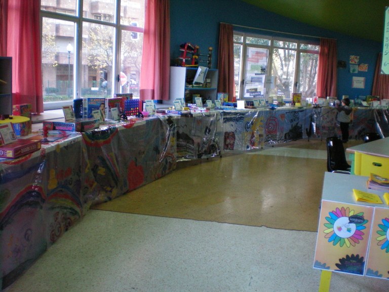 Asteburuan jostailu erakusketa izango da Ludotekan