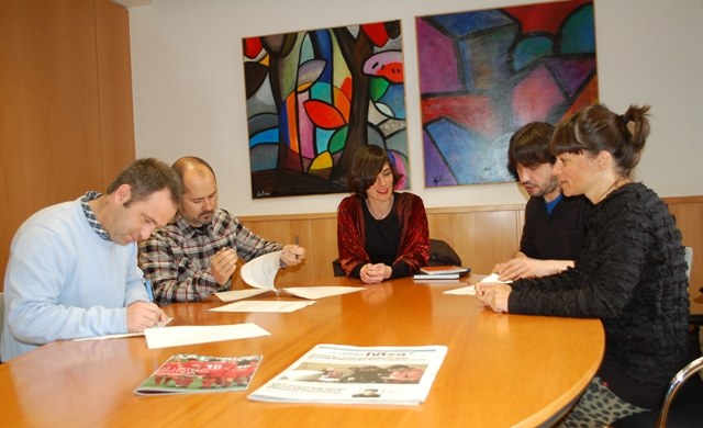 Baleike eta Hitzarekin lau urterako hitzarmena sinatu du Udalak