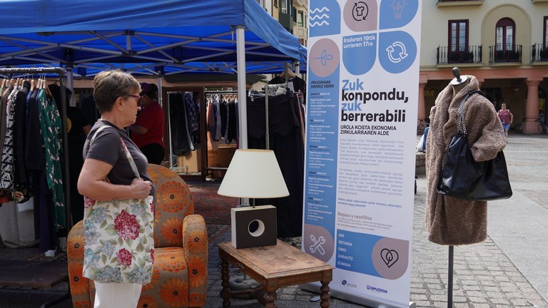 Bigarren eskuko azoka eta konponketa lantegiak, ostiral honetan Zumaian