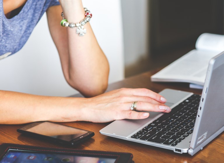 Boluntario gazteak behar ditu Udalak, haurrekin euskaraz aritzeko