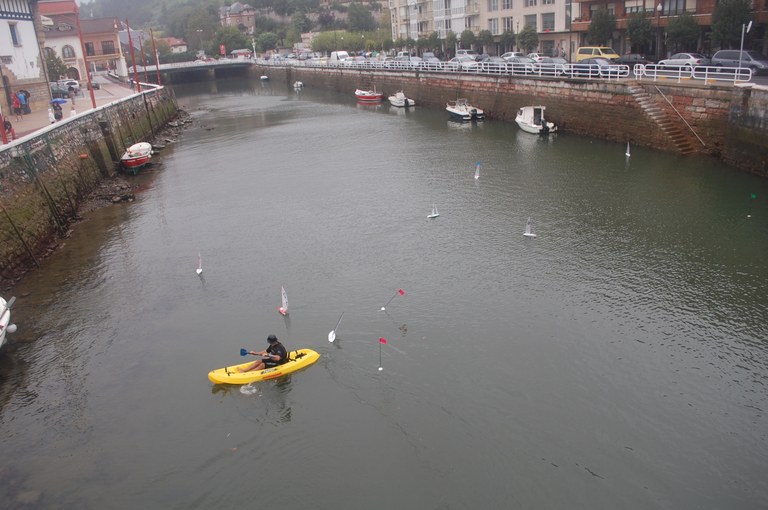 49 batel ariko dira lehian batel estropadan