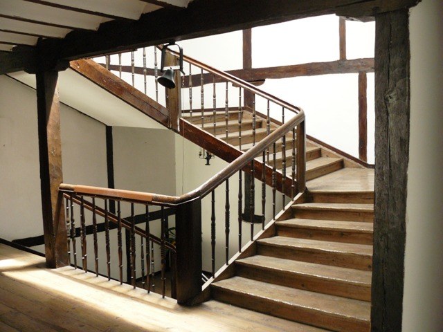 Gaurtik irekita da komentuan erromesentzako aterpetxea