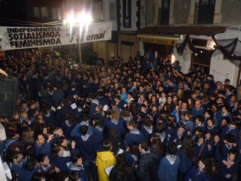 Gero eta gutxiago falta da santelmoetarako