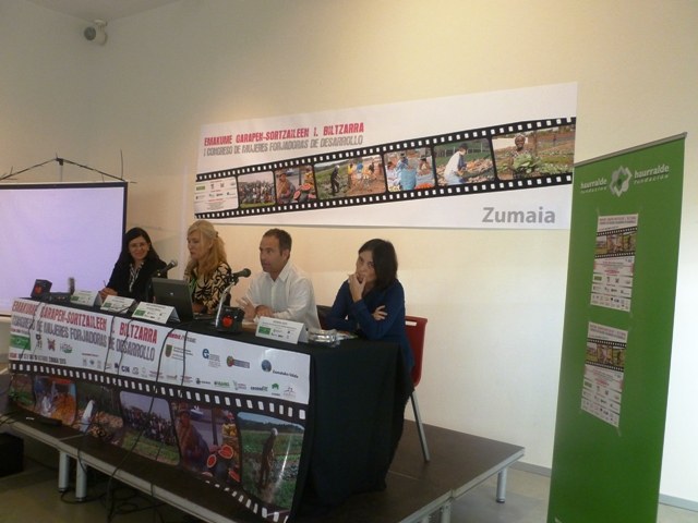 Hasi da Emakume garapen-sortzaileen lehen biltzarra