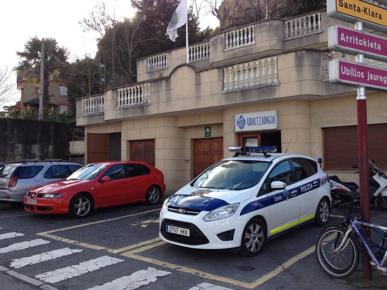 Udaltzaingo postuak betetzeko hautaketa prozesuaren inguruan informazio berria helarazi du Polizia eta Larrialdietarako Akademiak