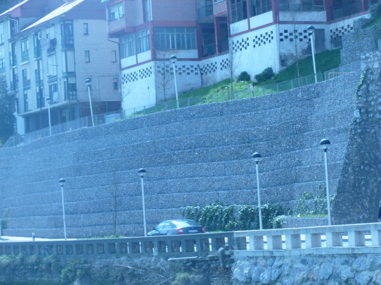 Jadarreko horma kentzen hasiko dira asteazkenean, inguru horretako segurtasuna bermatzeko