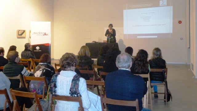 Kaleko elkarrizketetan haur zein gazteek erabiltzen dute euskara gehien Zumaian