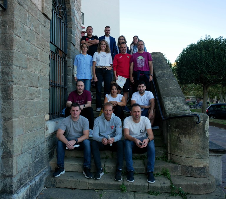 Kirol klubek, anbulategiak eta Udalak bat egin dute pantailen erabilera osasungarriaren alde