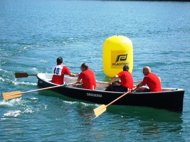 Koadrila arteko batel estropadan izena emateko epea zabalik dago