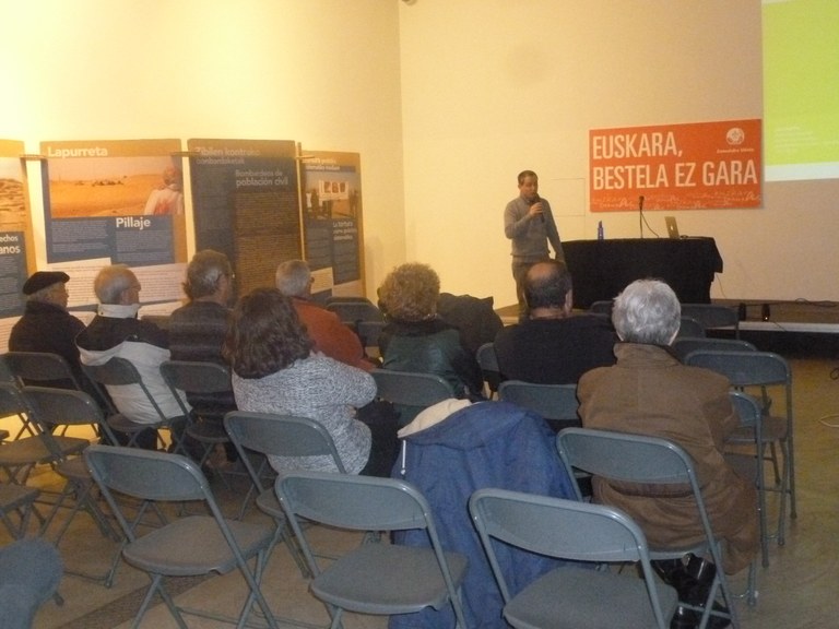 Lorea Agirrek 'Hizkuntza eta kulturaren garraioa, bidegorriak' hitzaldia eskainiko du asteazkenean