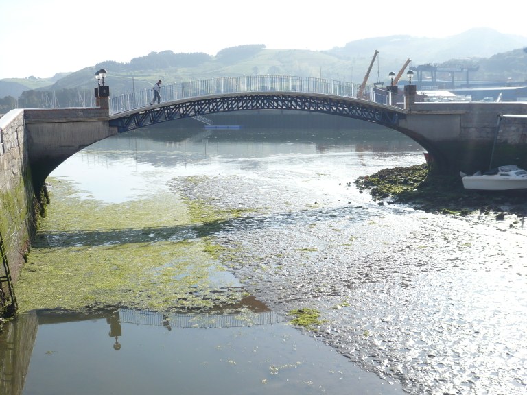 Martxoaren 8a iragartzeko kartel lehiaketa abian da