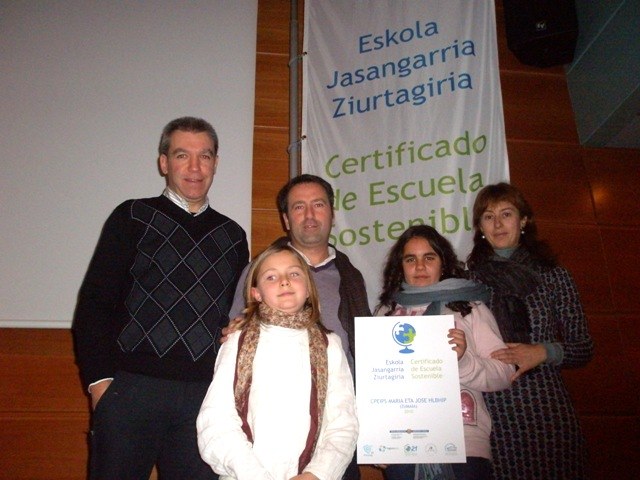 Maria eta Jose Ikastetxeak 'Eskola Iraunkorraren Ziurtagiria' jaso berri du