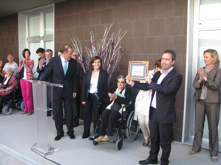 Otezuri gerontologikoa inauguratu dute jada 