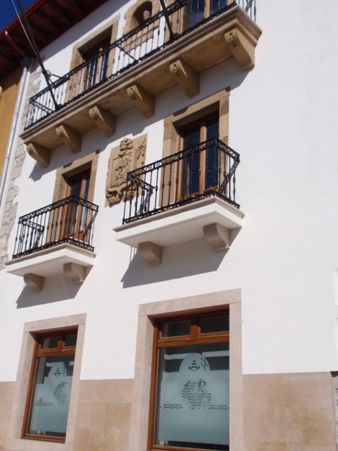 Sektore publikoko langileen greba dela eta itxita egongo da bihar udaletxea