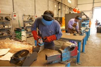 Urola Kostako Udal Elkarteak langabeentzako soldadura ikastaroa eskainiko du Zumaian