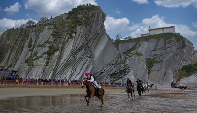 La Semaine de Pâques à Zumaia: fêtes, patrimoine et expériences inoubliables